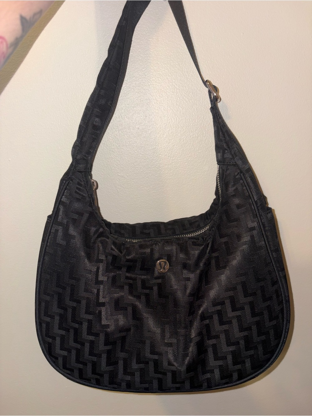 lululemon athletica Black Textured Hobo Shoulder Bag NWOT